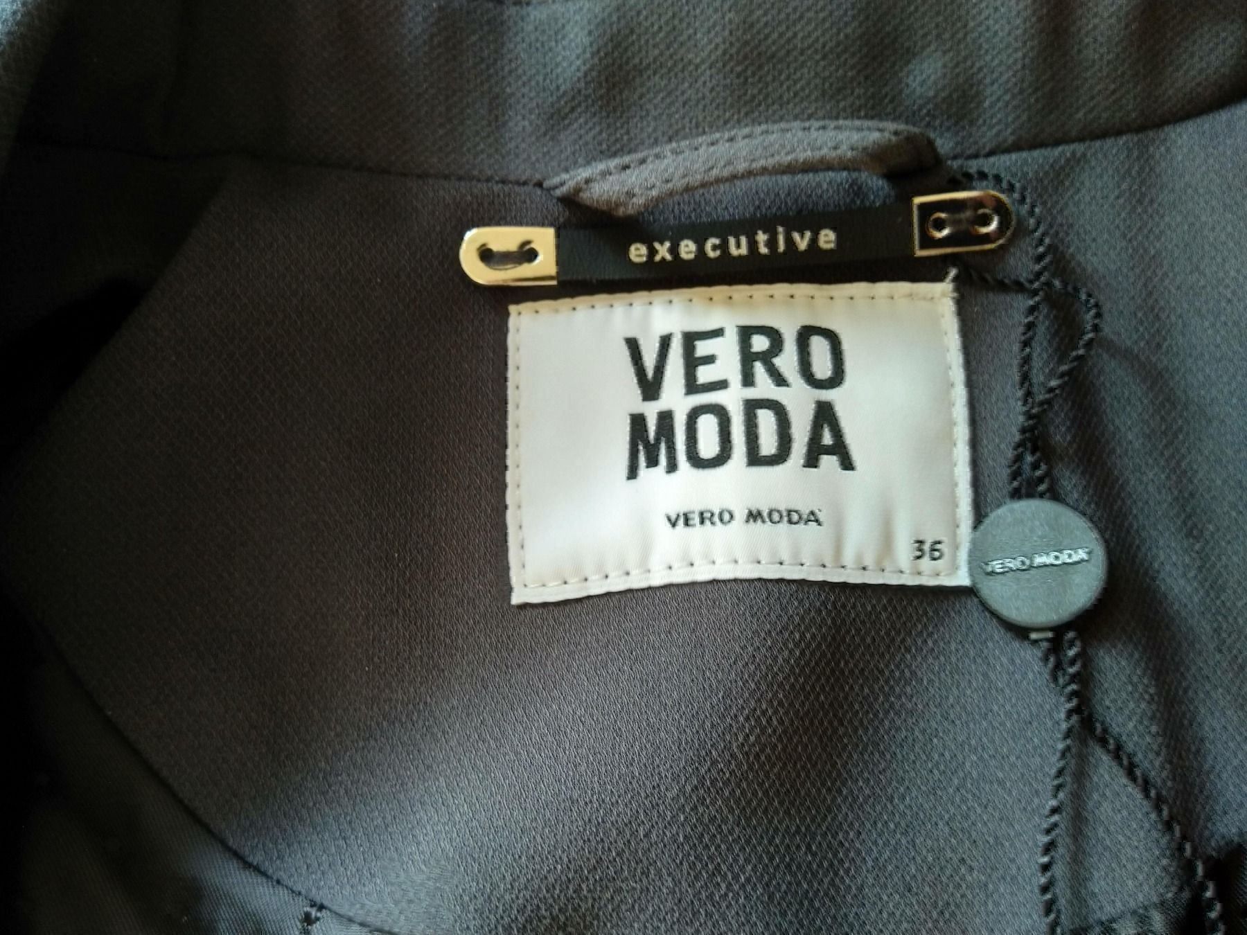 Jacken: blazer dunkel grau elegant VERO MODA Gr. 36 – Neu (gemäss Beschreibung) aus Porza von tbch 2