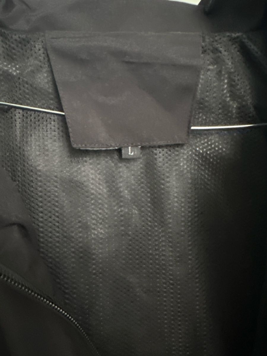 Vestes: Sela Black Shell Jacket, size L - Waterproof & Windproof – Neuf (Voir description) à Sementina par NinaDel 2