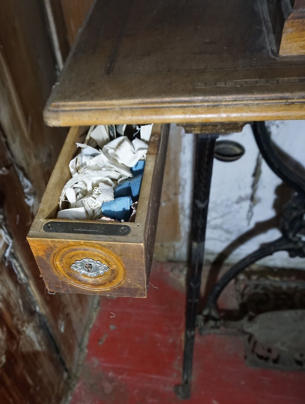 Macchine da cucire: Schiffchen Nähmaschine von Naumann – Usato da Bern venduto da reb_crl9 2