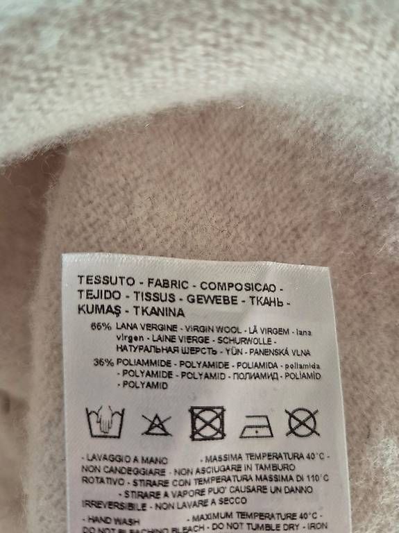 Maglioni & Felpe: Schöner Armani Wollpullover L – Usato da Biel-Benken BL venduto da Mayvonne 2