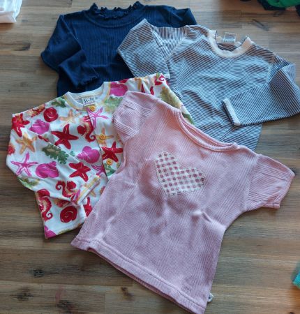 Set 4 Kinder T-Shirts Langarm Grösse 98