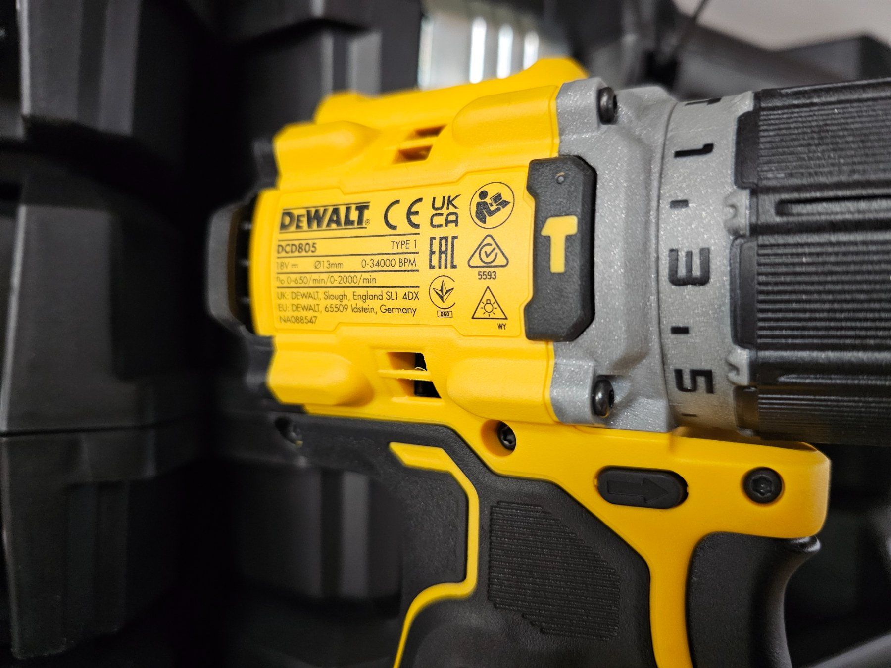 Dewalt Trapani: DeWALT DCD805 Akku Schlagbohrschrauber 18V – Nuovo e nell'imballaggio originale da Koppigen venduto da Bracher_Mail-House 2