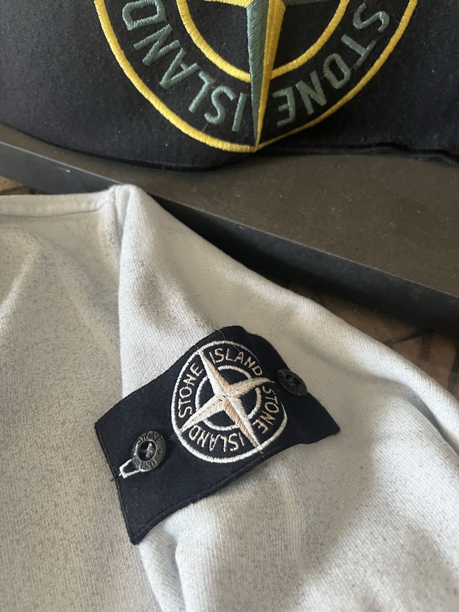 Stone Island Vestes: Stone Island reflective NEU – Neuf avec emballage d'origine à Oberwil BL par Babylon0
