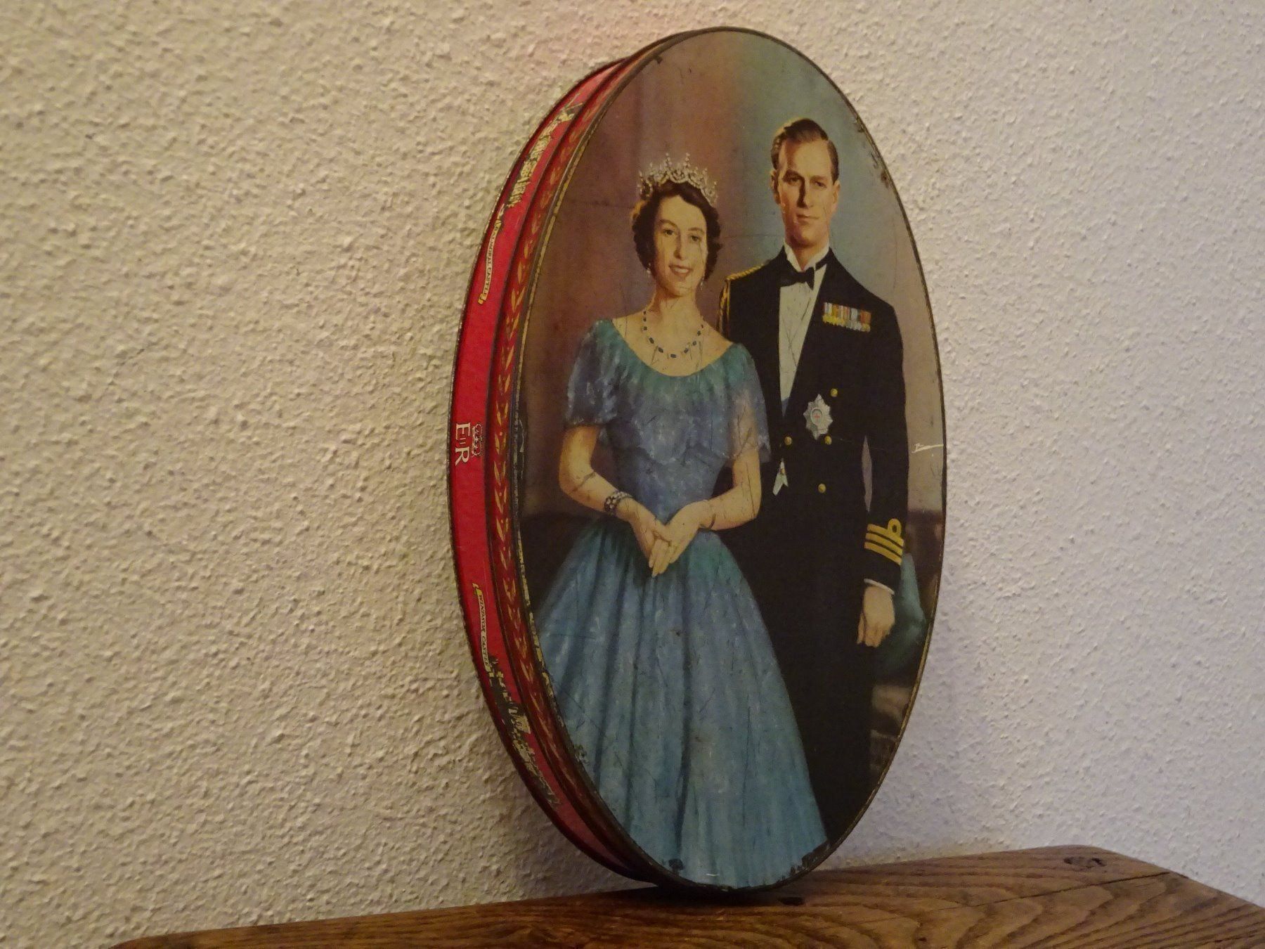 Barattoli: Blechdose Königin Elisabeth II. – Usato da Esslingen venduto da eintagammeer 1