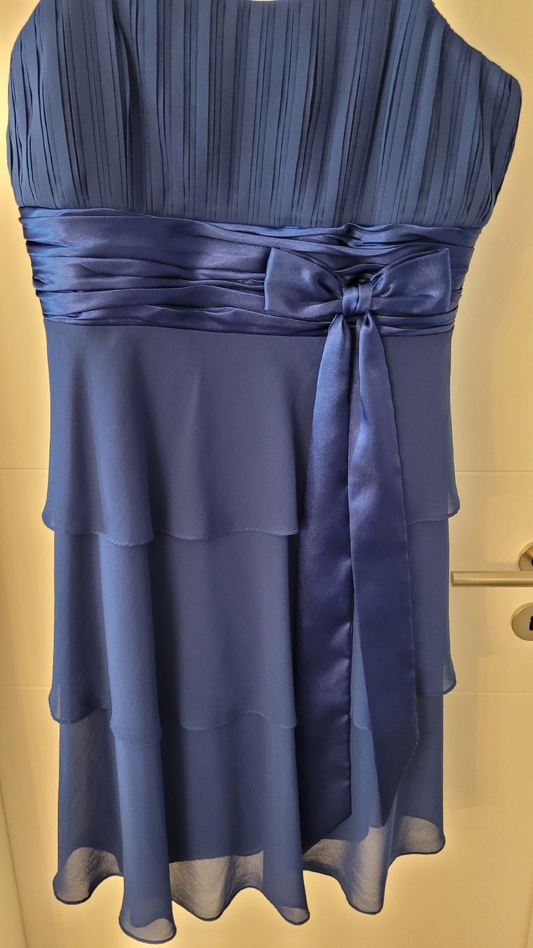 Kleider: blaues Cocktailkleid mit Chiffon 40/42 – Gebraucht aus Niederwil SO von greenp 2