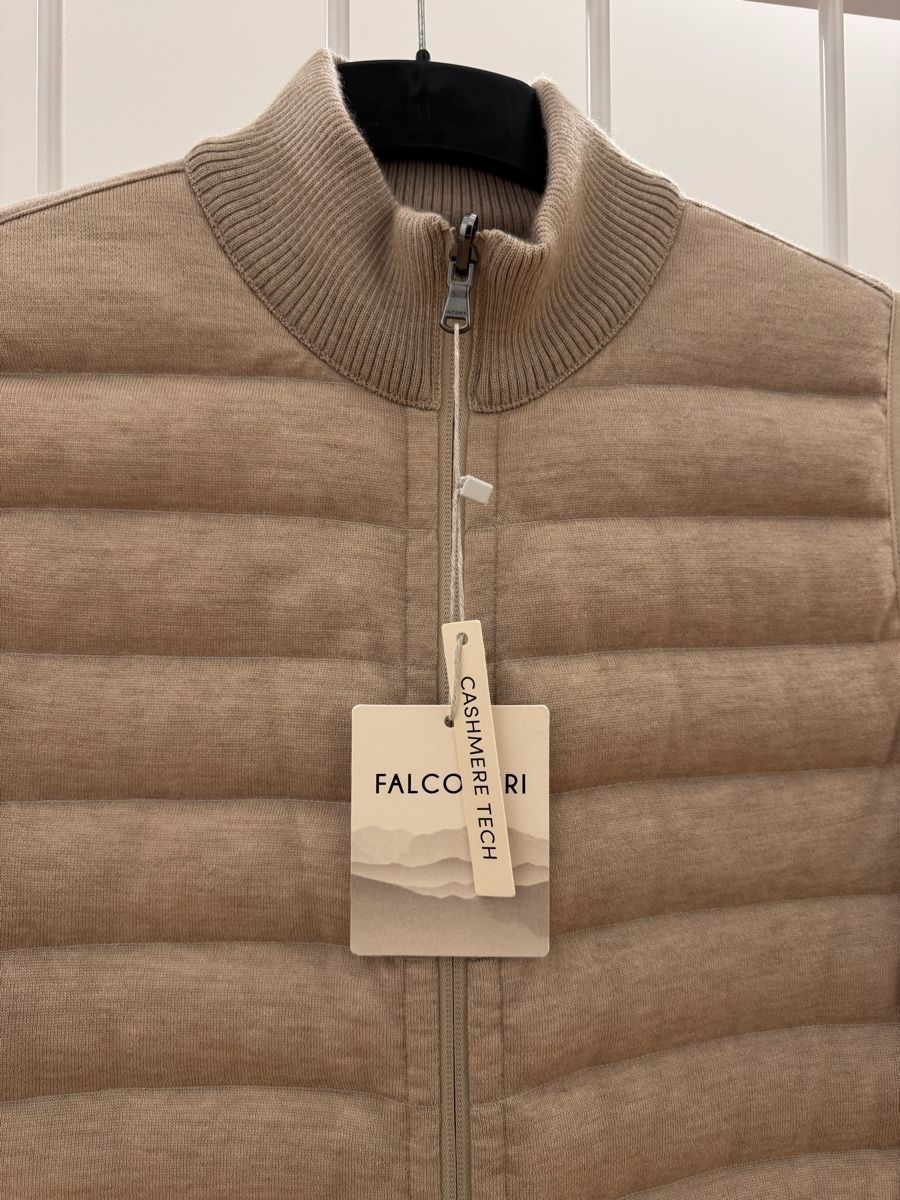 Falconeri Gilet & Giacche senza maniche: Gilet Falconeri NUOVO – Nuovo (secondo la descrizione) da Corteglia venduto da Doubleu-09 9