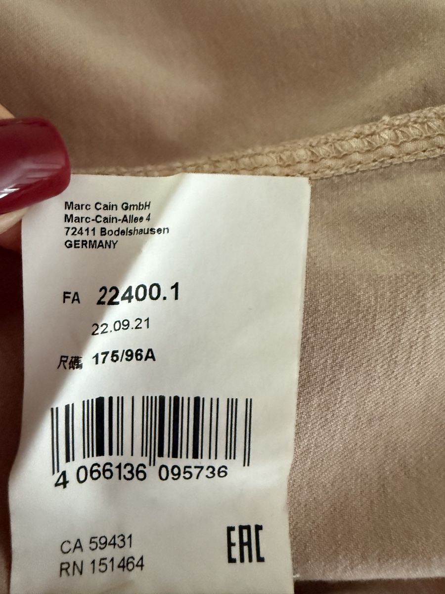 Marc Cain Giacche: Marc Cain Jacke Gr 38-40, TOP! – Nuovo (secondo la descrizione) da Dättwil AG venduto da nika8810 6