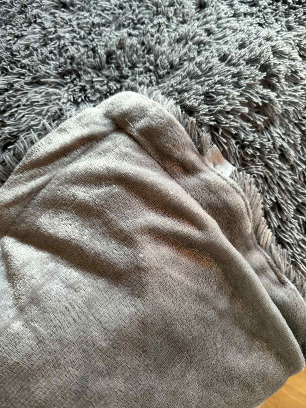 Coperte: Flauschige Kuscheldecke, Grau, 200x220cm – Usato da Riehen venduto da edu_92w7 7