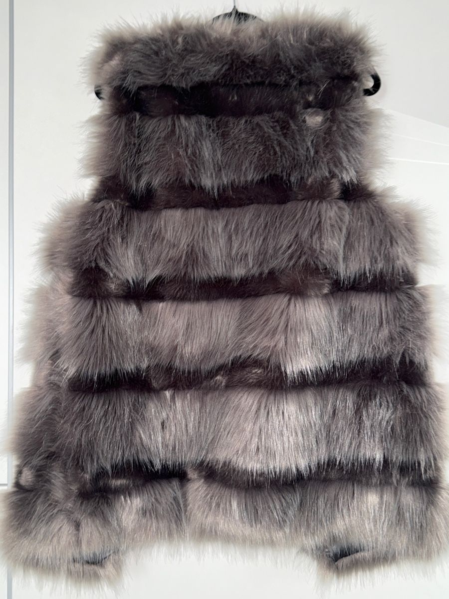 New Look Gilet & Giacche senza maniche: GRAUE KUNSTFELLWESTE – Nuovo (secondo la descrizione) da Schlieren venduto da kle_dis 1