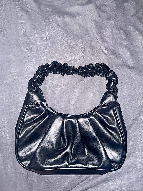 Sacs femmes: 3 ungebrauchte modische Taschen – Neuf avec emballage d'origine à Bettlach par shl_5hbv 4