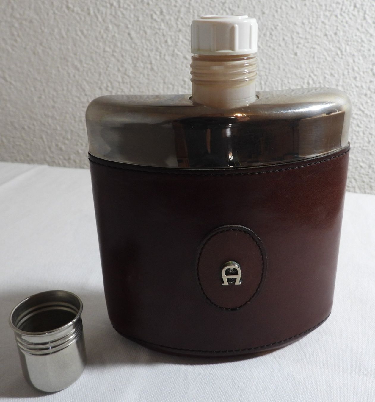Aigner Altro: Aigner Flachmann – Usato da Dübendorf venduto da mar_85sd 3