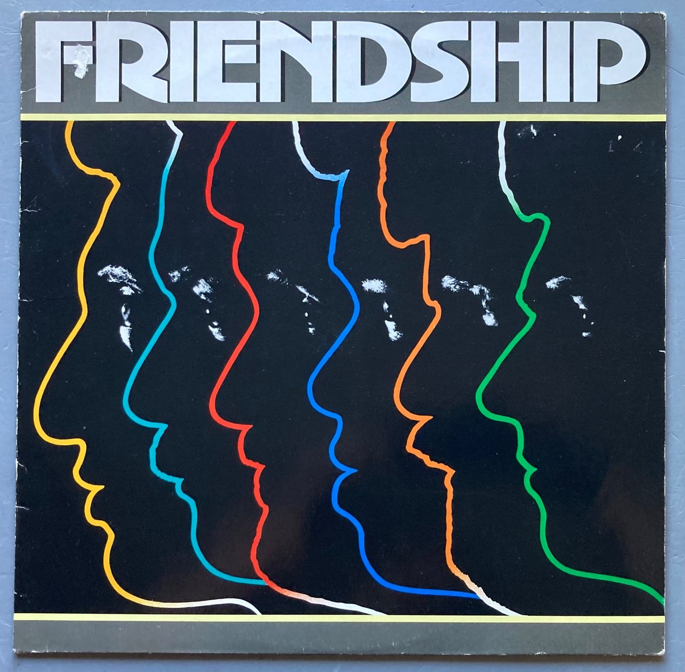 Dischi in vinile: FRIENDSHIP - FRIENDSHIP – Usato da Poliez-Pittet venduto da Newtown-Records