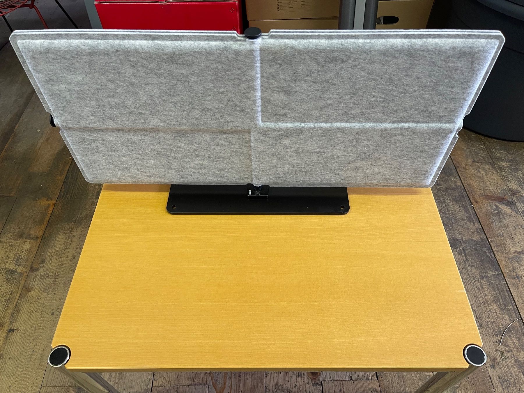 USM Sonstige Baumaterialien: USM Privacy Panel Fussplatte (gross) für Modul-Elemente – Gebraucht aus Wil SG von HappyC 1