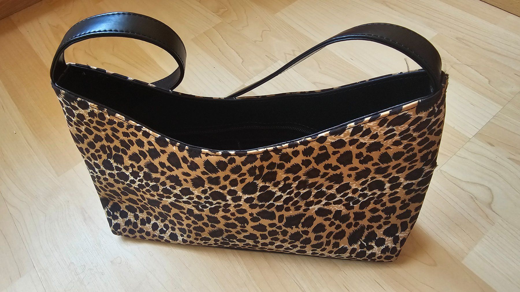 Borse da donna: Kleine Handtasche neu – Usato da St. Margrethen SG venduto da Majnouna1 1