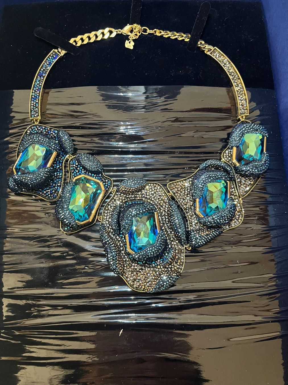 Swarovski Catenine: Swarovski Statement Kette limitiert, & original verpackt – Nuovo e nell'imballaggio originale da Kirchleerau venduto da Piroska05
