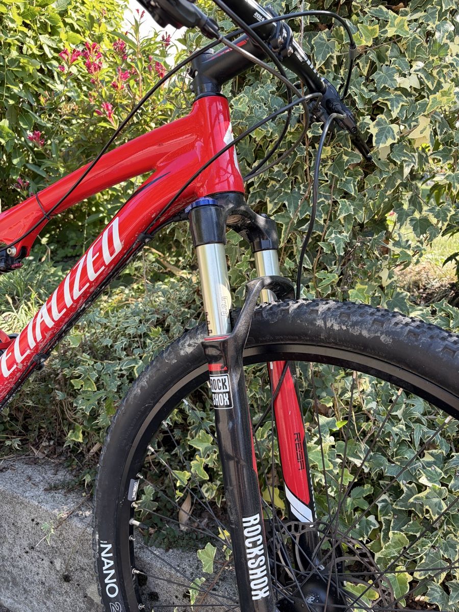 Specialized Vélos: Specialized MTB vollgefedert rot – D'occasion à Rorschach par fab_2nnm 3