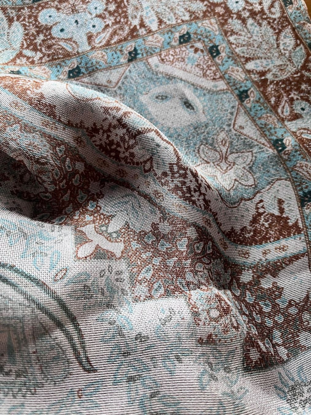 Foulard & Sciarpe: Seidenschal, neu – Nuovo e nell'imballaggio originale da Laufen venduto da flowerfan 2