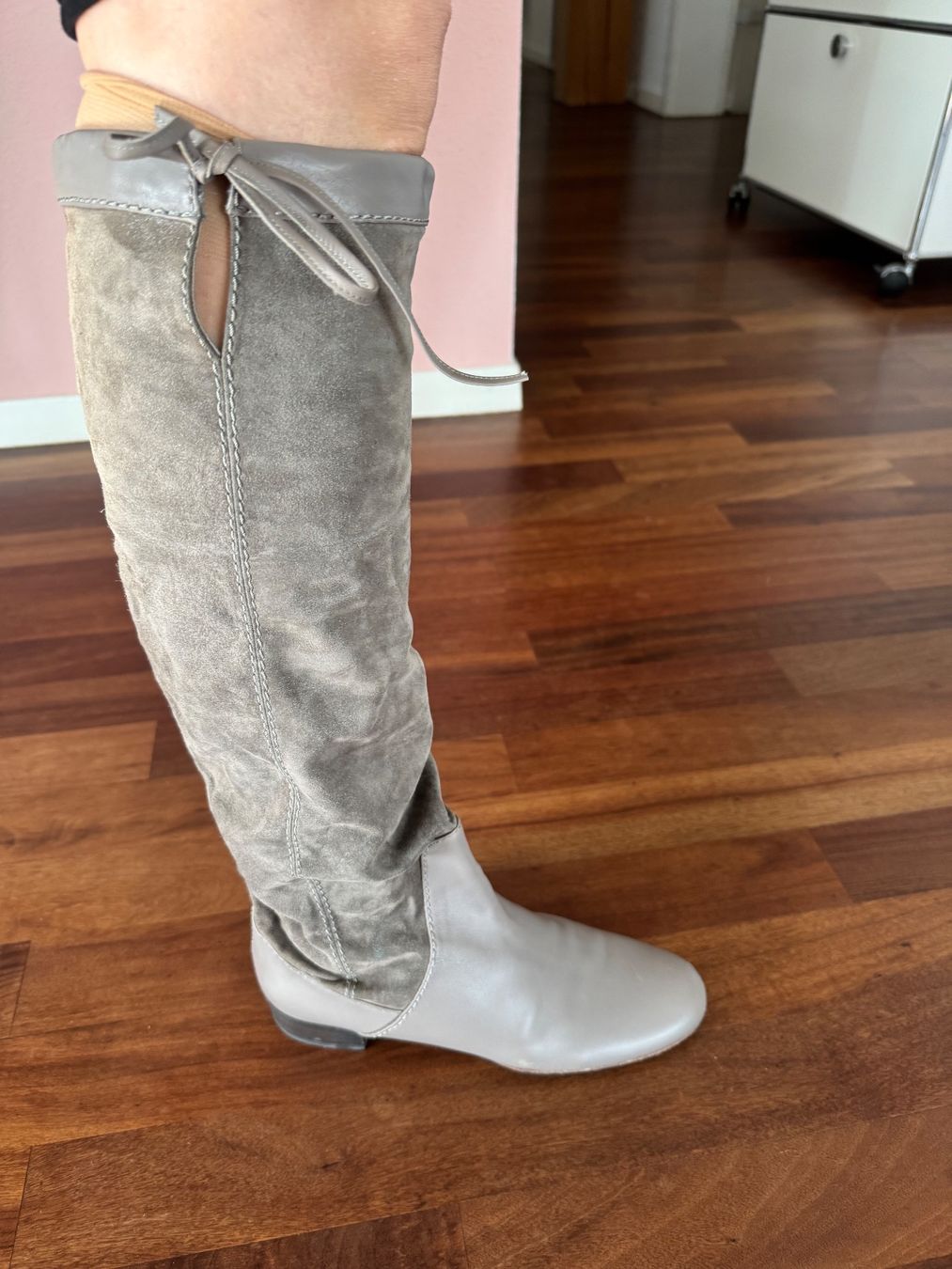 Baldinini Scarpe da donna: BALDININI Stiefel Velours Glatt Leder Grau 40 – Usato da Zuerich venduto da Moochie 8