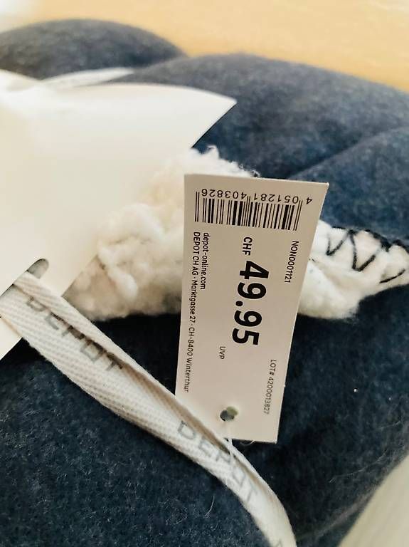 Coperte: Couverture plaid 100% neuve – Usato da Enges venduto da Cindy88 1