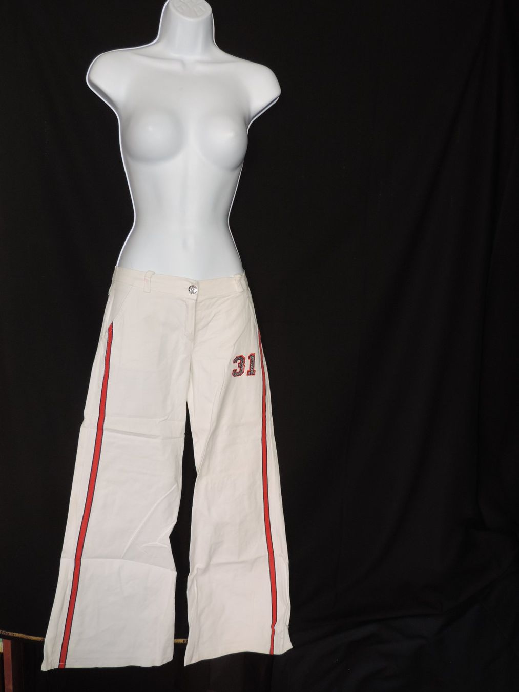 Pantaloni: pantalon stretch blanc – Usato da Genève venduto da Axelle333 5