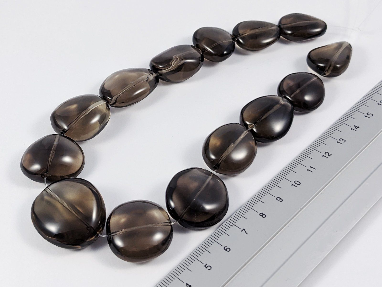 Minerali & Pietre curative: Rauchquarz Perlen 21 bis 28mm 14Stk. – Nuovo e nell'imballaggio originale da Meilen venduto da GypsyCat
