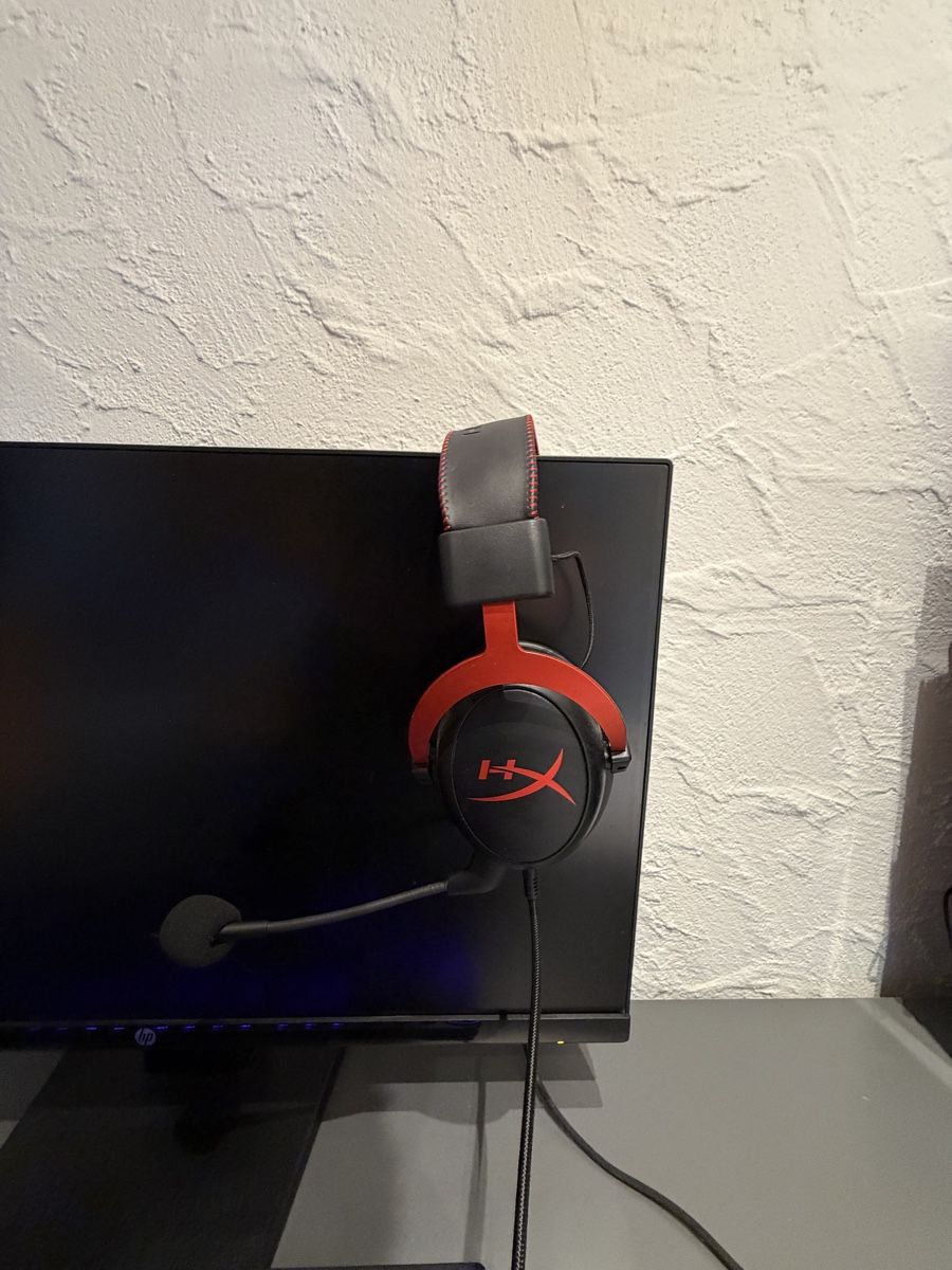 Hyperx Cuffie: HyperX Cloud II - Casque gaming - État impeccable! – Nuovo (secondo la descrizione) da Collombey venduto da bussicl2