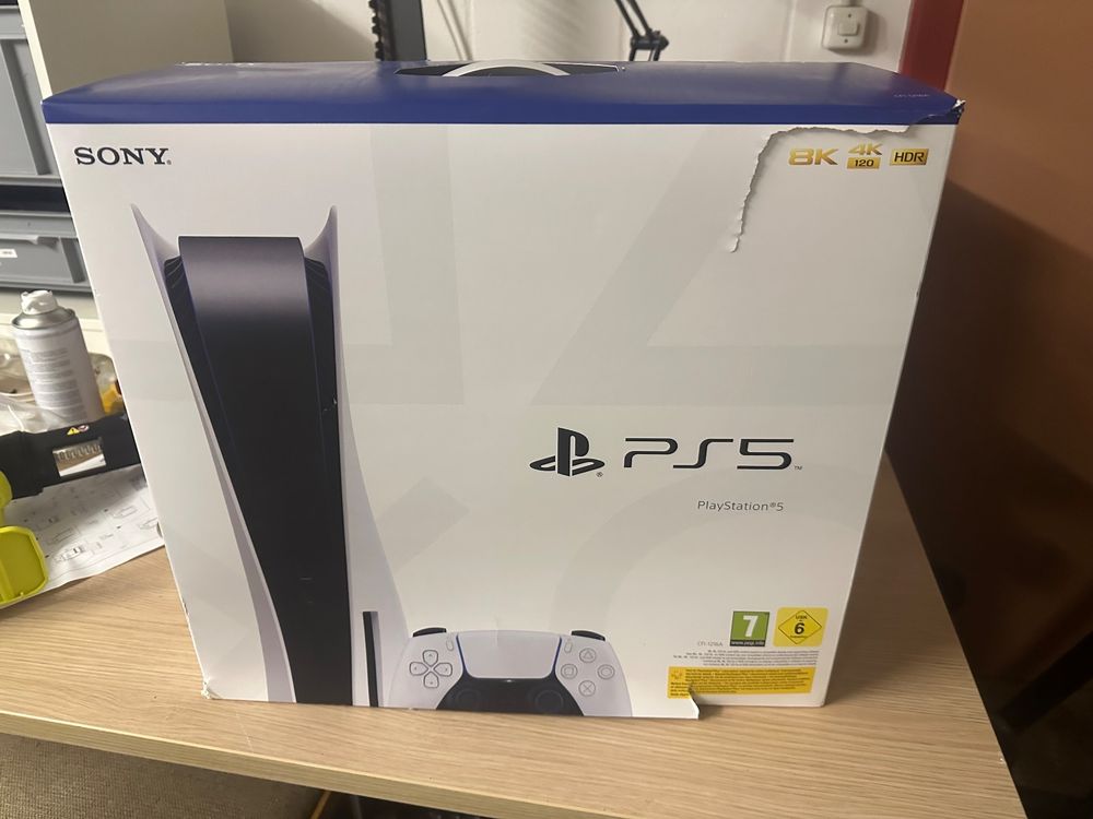 PlayStation 5 version disc (D'occasion) à Rebeuvelier pour CHF 394 ...