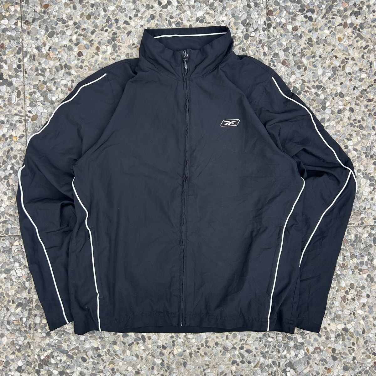 Reebok Vestes: Vintage Reebok jacket – D'occasion à brent par fukusapes