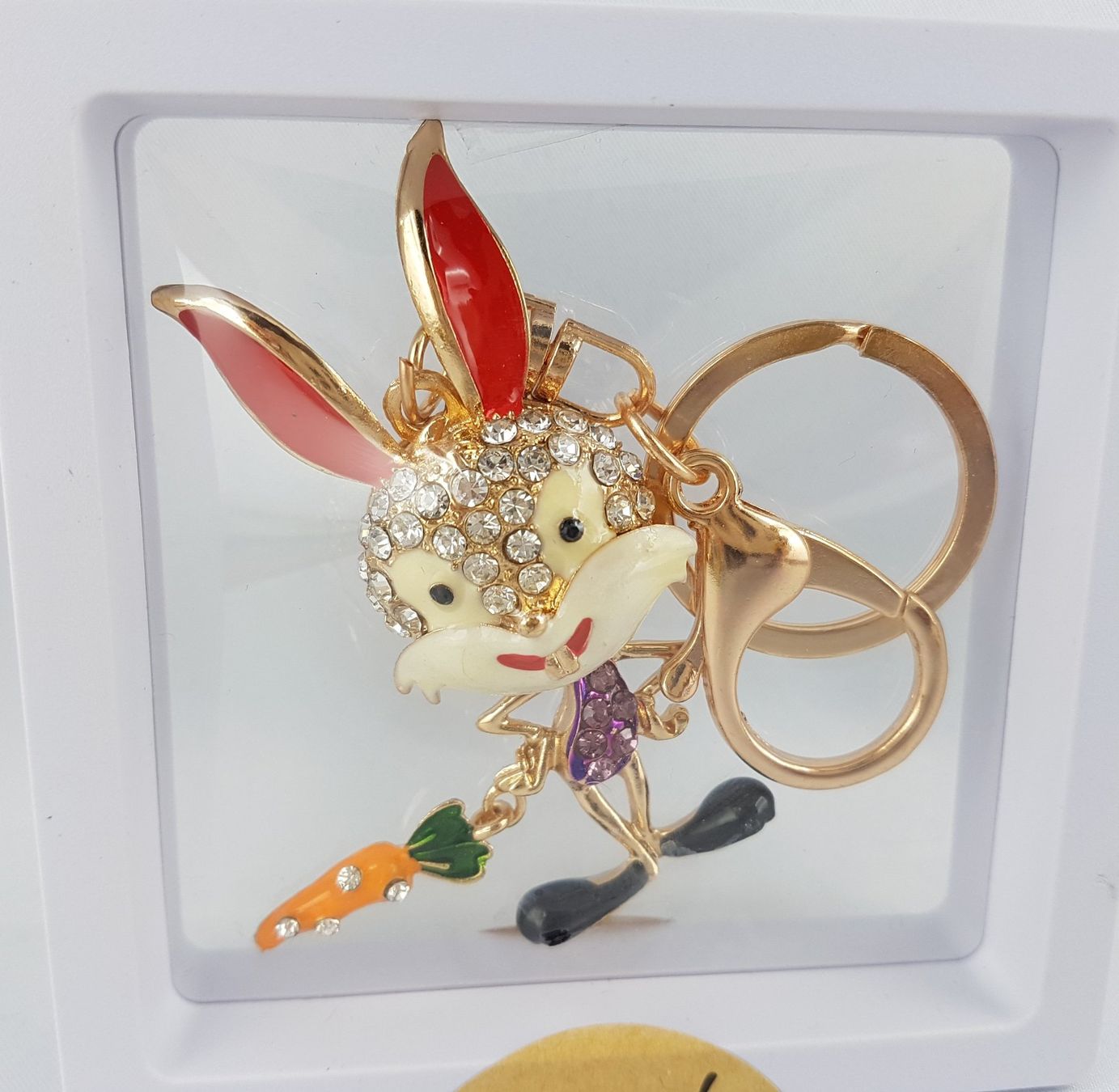 Portachiavi: BUGS BUNNY mit Karotte - Schlüsselanhänger mit Glitzersteine – Nuovo (secondo la descrizione) da Grenchen venduto da Yamahwildstar16