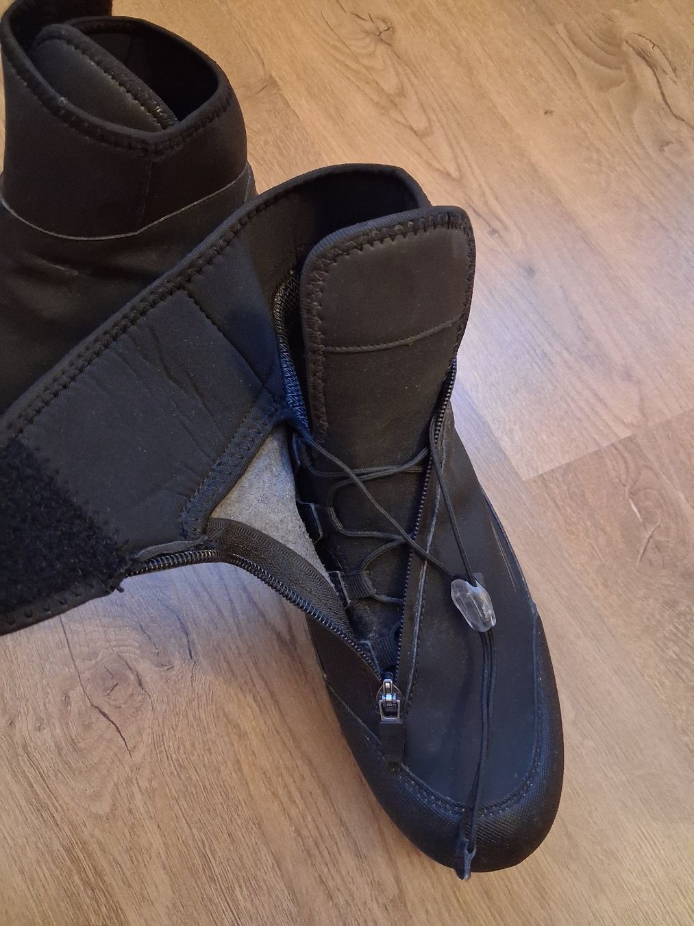 Scarpe da uomo: Fahrradschuhe Winter – Usato da Zürich venduto da slowflo 1