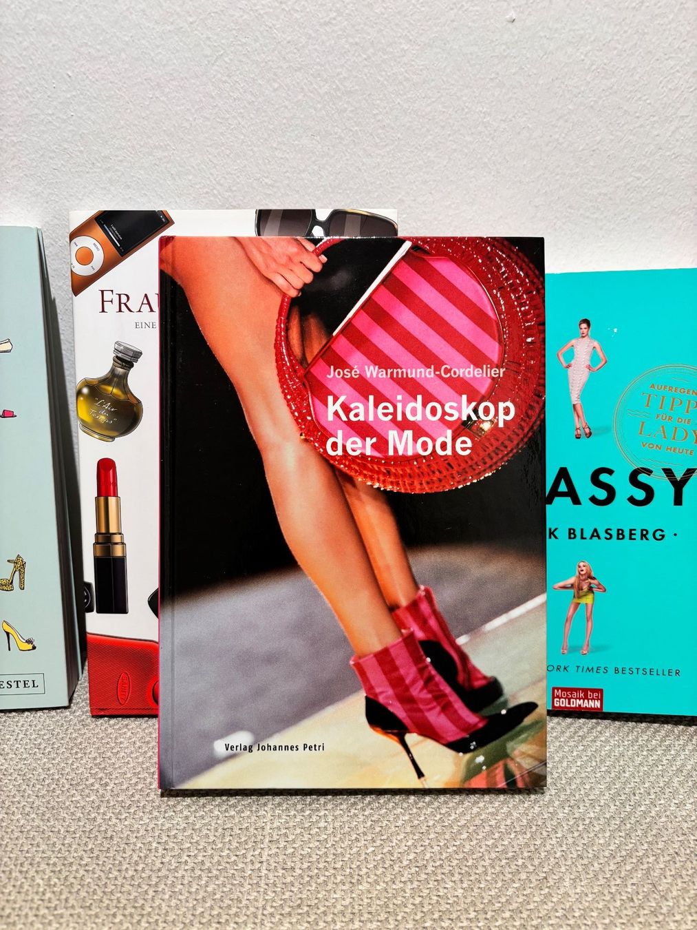 Libri: Bücherset zum Thema Mode – Usato da Bottmingen venduto da ana_5hrv 3