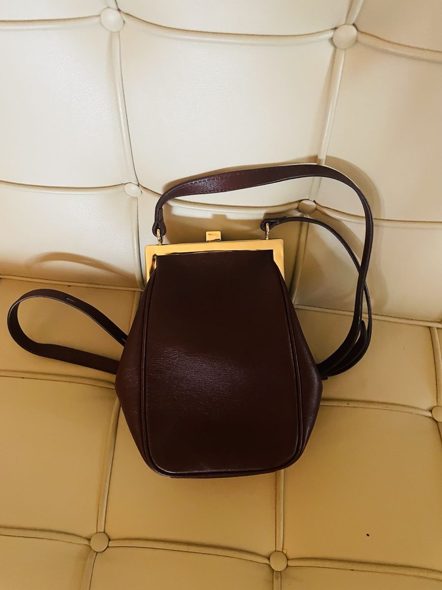 Windsor Borse da donna: NEU Windsor, Umhängetasche Bordeaux – Nuovo e nell'imballaggio originale da Tägerwilen venduto da CarolinaHerrera 1