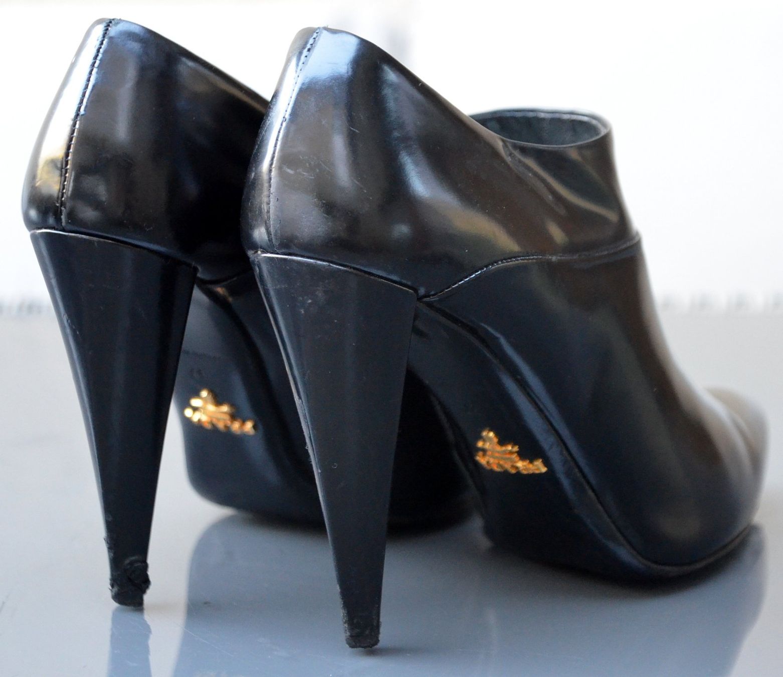 Prada Scarpe da donna: Prada Stiefeletten / bottines .37 – Usato da Collonges venduto da arashee 6