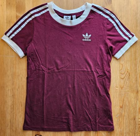 T-Shirt adidas dunkelrot Grösse 30/XShirt retro/vintage look