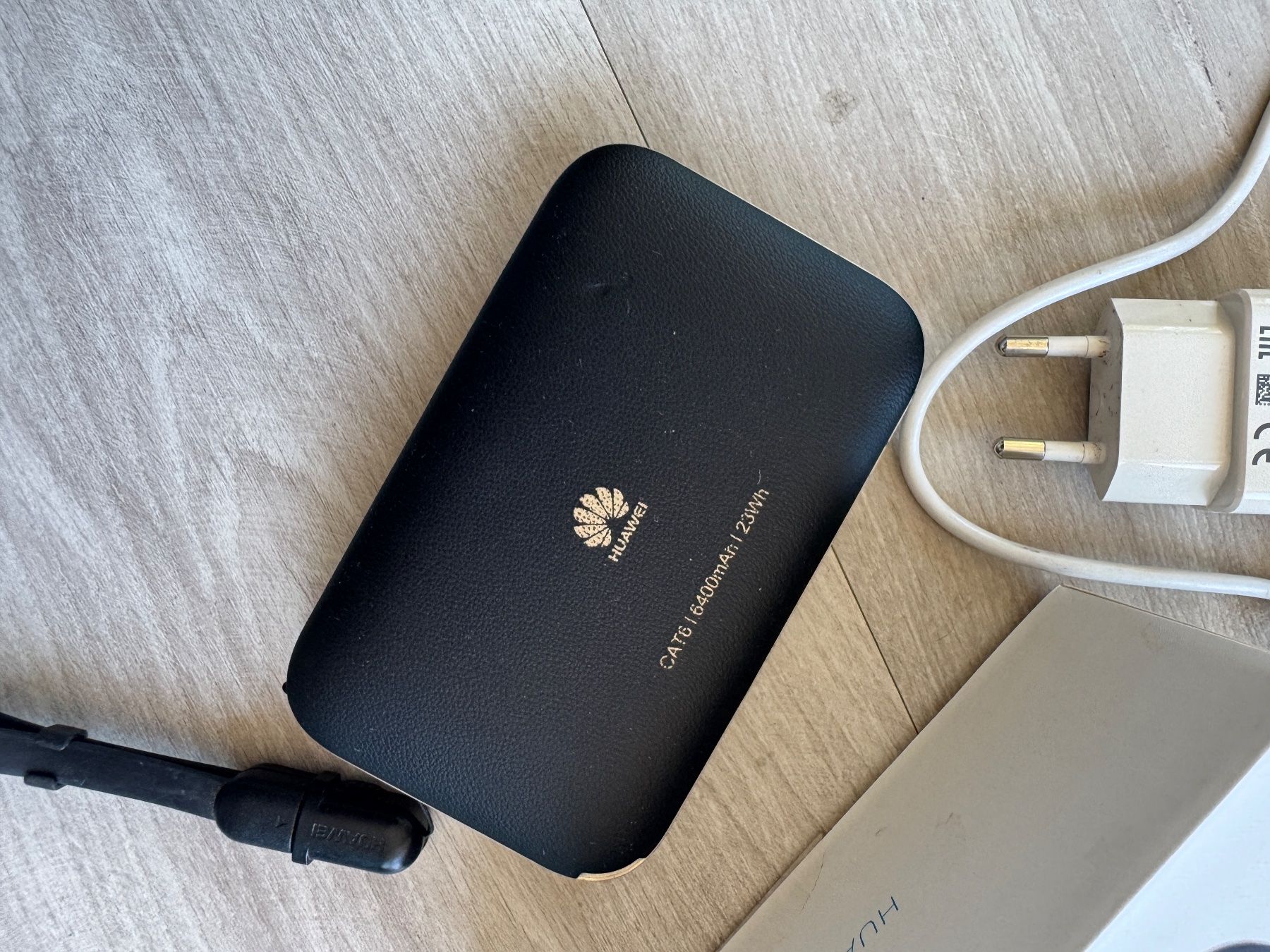 Huawei Modems & Routeurs: HUAWEI Mobile WiFi Pro2 – D'occasion à Neuchatel par Mr-Nobody 2
