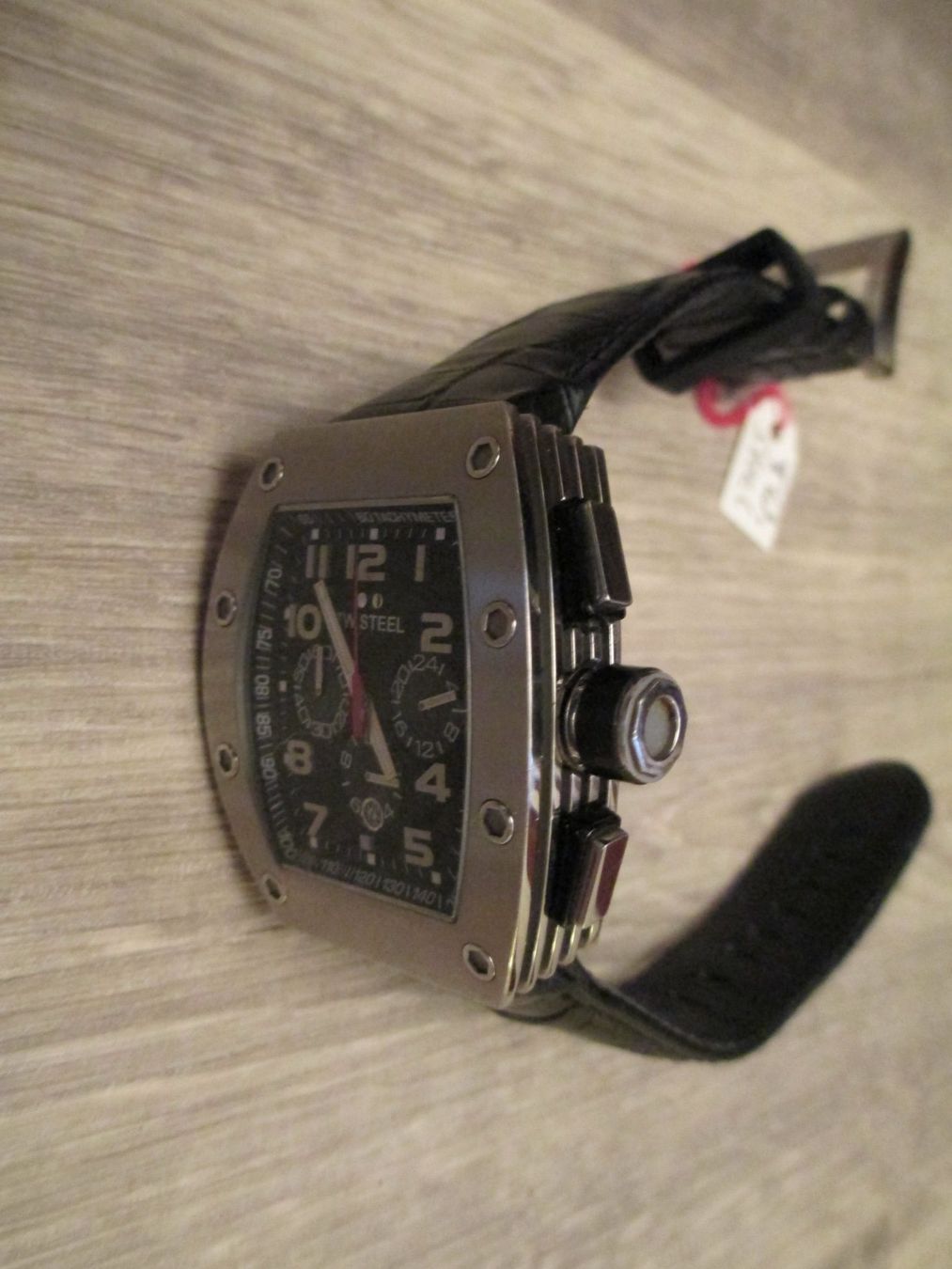 Uhren: TW,STEEL Tonneau Chrono Uhr – Gebraucht aus La Heutte von franco029 1