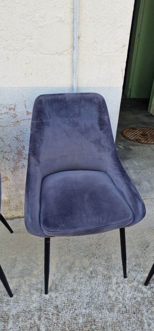 Stühle: Chaises Velours Gris (4 chaises) – Neu (gemäss Beschreibung) aus Vernier von dyl_8v8k 4