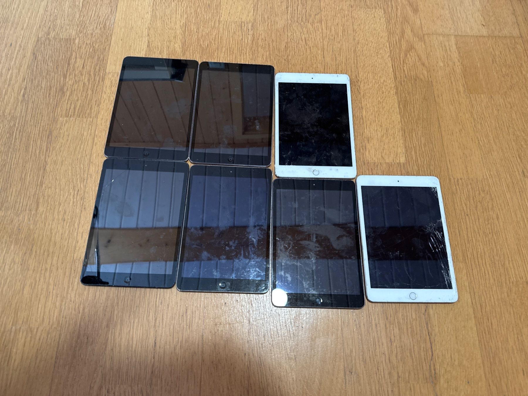 Apple Tablet PC: 7 Stk Ipad (Bundle / Lot) ungeprüft – Difettoso da Olten venduto da HoYa01 1