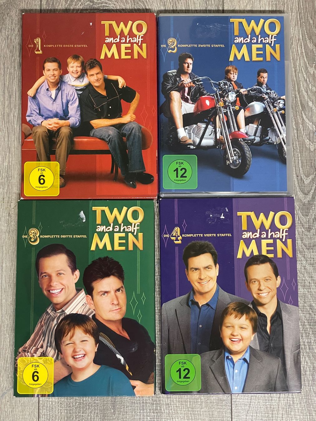 Tutti i DVDs: Two and a Half Men – Usato da Muri b. Bern venduto da AdidasCollector 2