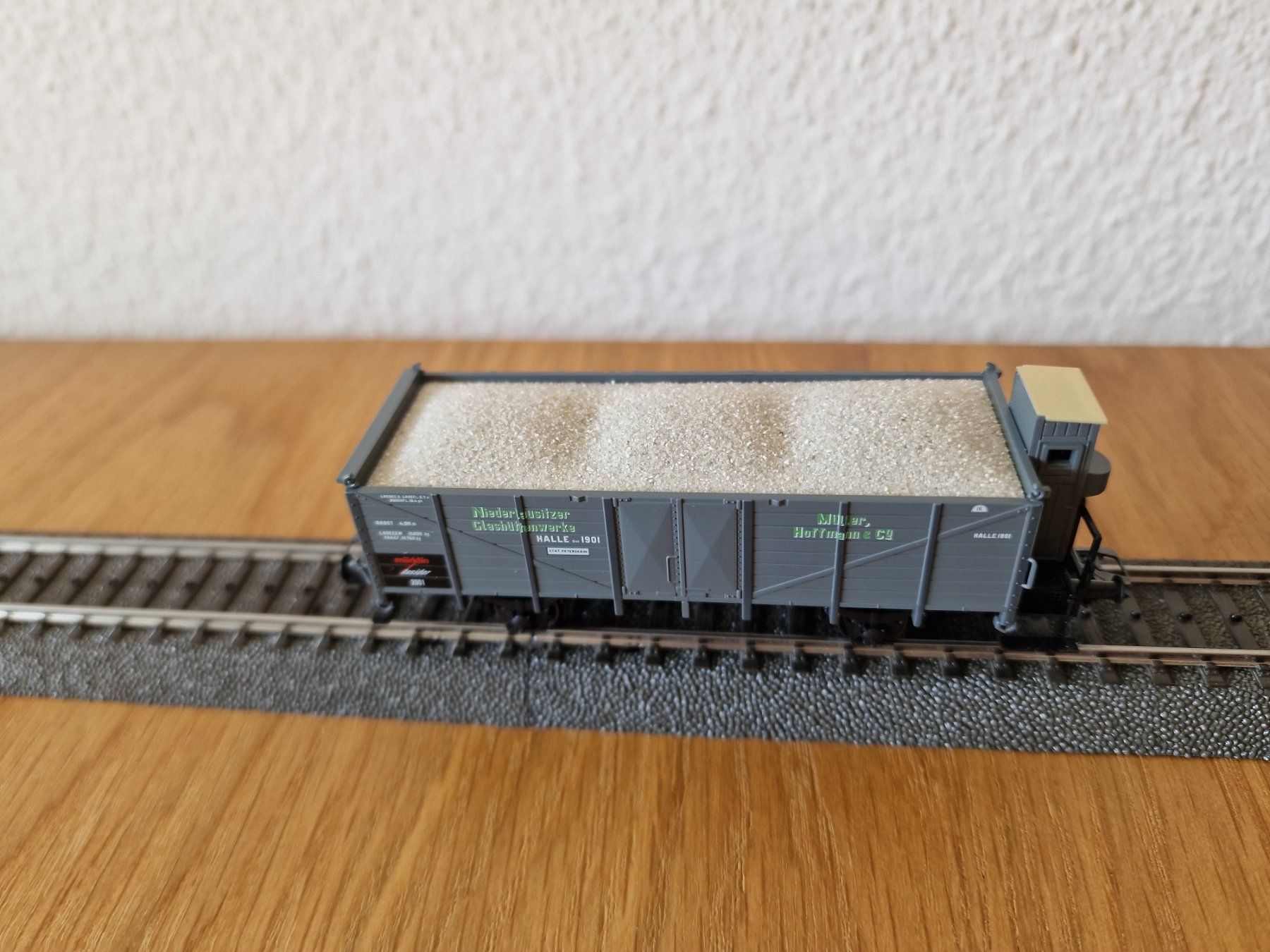 Märklin Modellini di ferrovie: Märklin Hochbordwagen Müller Hoffmann & Co. H0 – Usato da Matten b. Interlaken venduto da lor_hr9w 4