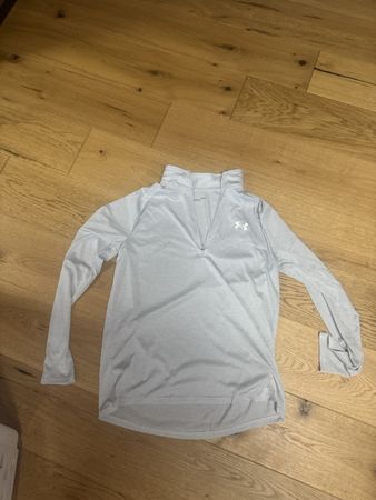 Under Armour Shirt langarm grau Grösse M NEU