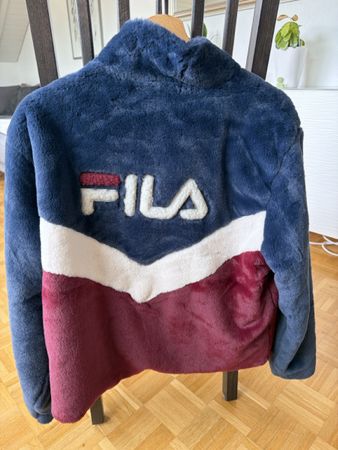 FILA Kunstfell Jacke Faux Fur Blau-Weiss-Rot – Gr. M