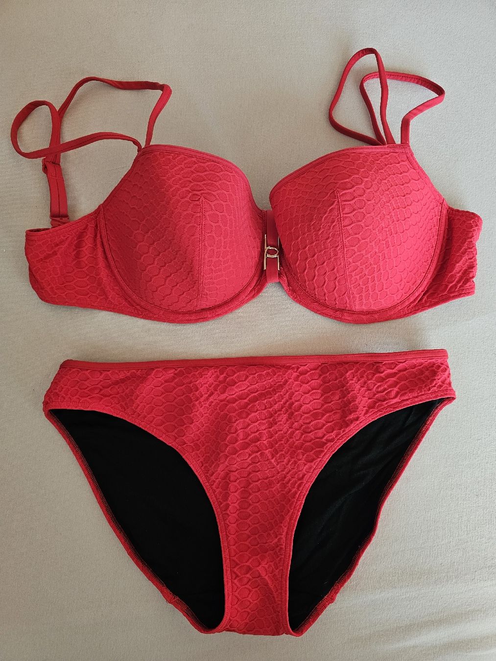 Costumi da bagno & Bikini: Bikini rot PrimaDonna Grösse 38  – Usato da Bütschwil venduto da Taranabo