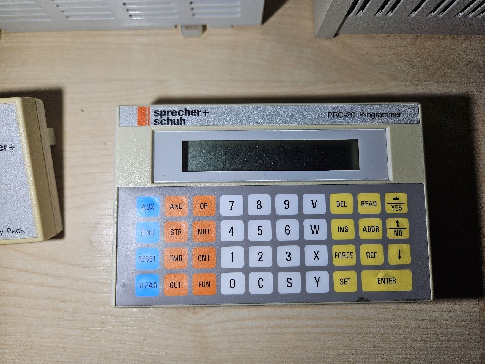 Sprecher + Schuh Elektronikbauteile: Sprecher+Schuh SPS Steuerung Sammlung – Gebraucht aus Kölliken von 7-ELEVEN 4