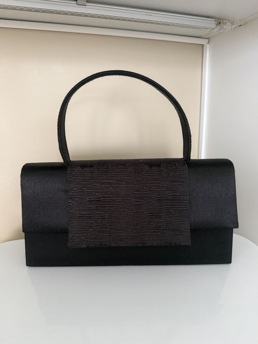 Sacs femmes: MENBUR elegante schwarze Abendtasche  – D'occasion à Hägglingen par Raff_Ella