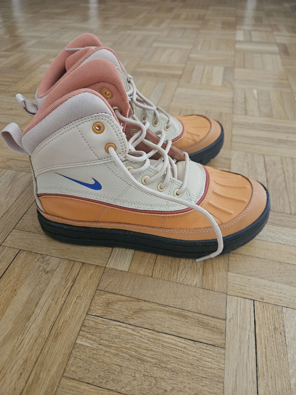 Nike Chaussures hommes: botte – Neuf (Voir description) à Chêne-Bourg par gab_7cg8
