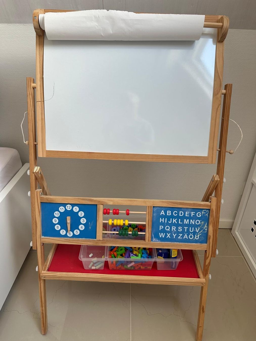 Jouets: Tafel für Kinder – D'occasion à Basel par Nerea07 1