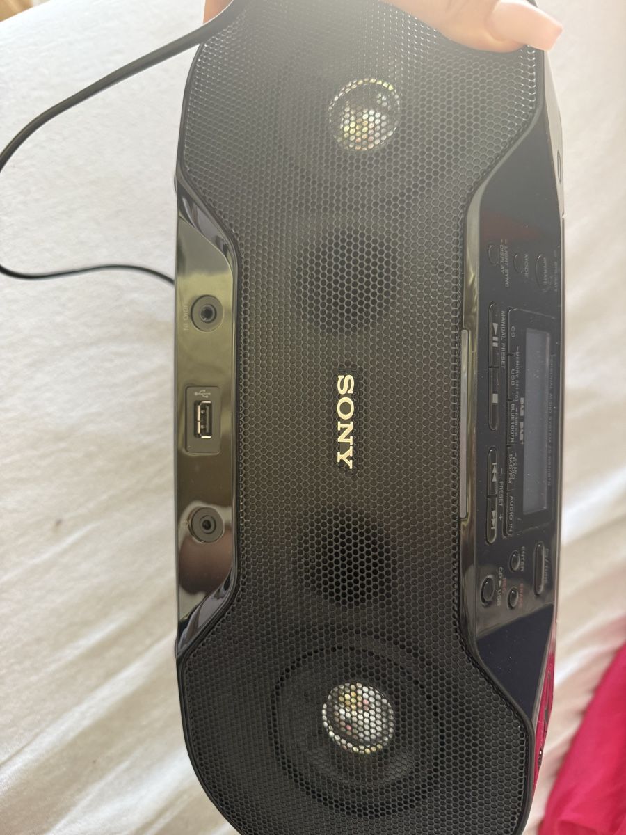Sony Radios: SONY Boombox DAB+ CD USB good condition – Gebraucht aus Lenzburg von sad_8mbt