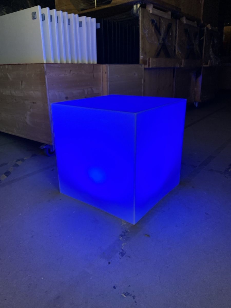 Sistema di controllo: LED Color Akku Set – Usato da Attikon venduto da Creawork33 1