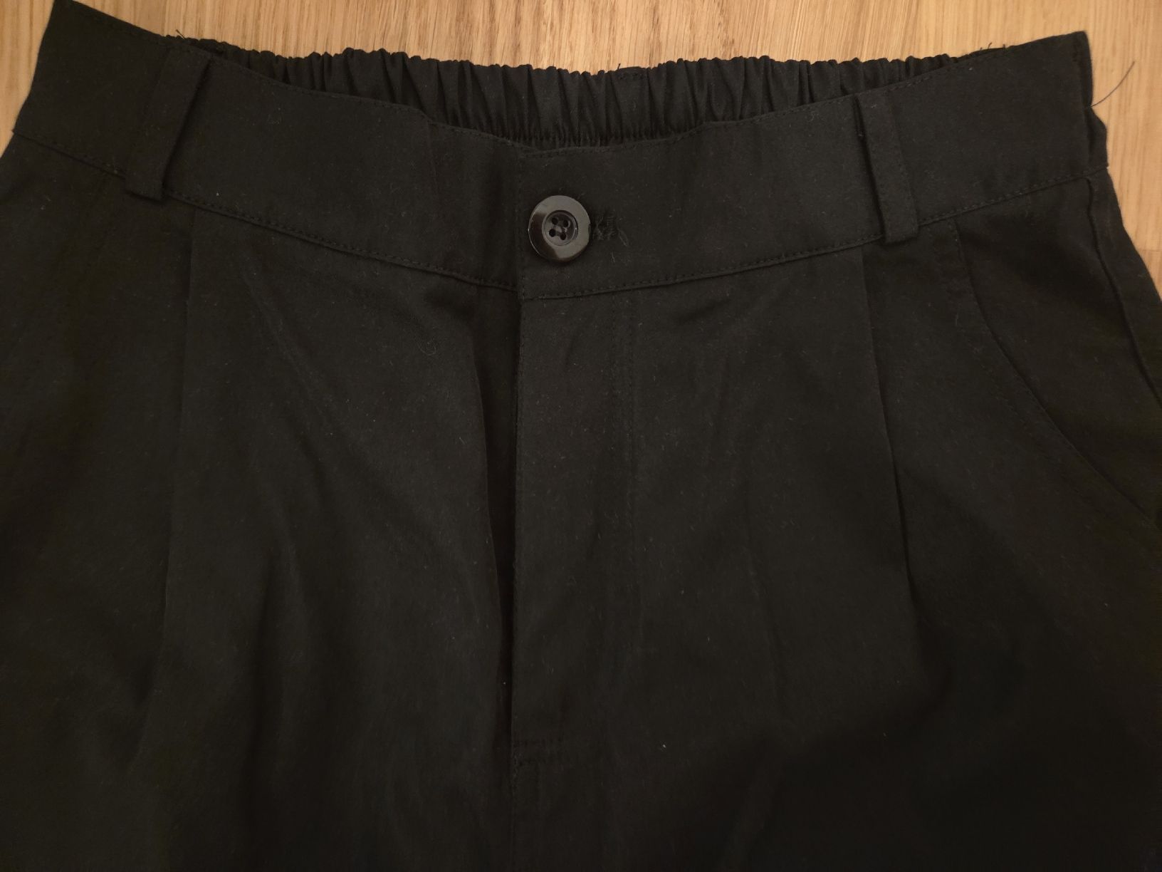 Pantaloni: Schwarze Hose – Usato da Bassersdorf venduto da ale_2ftz 1